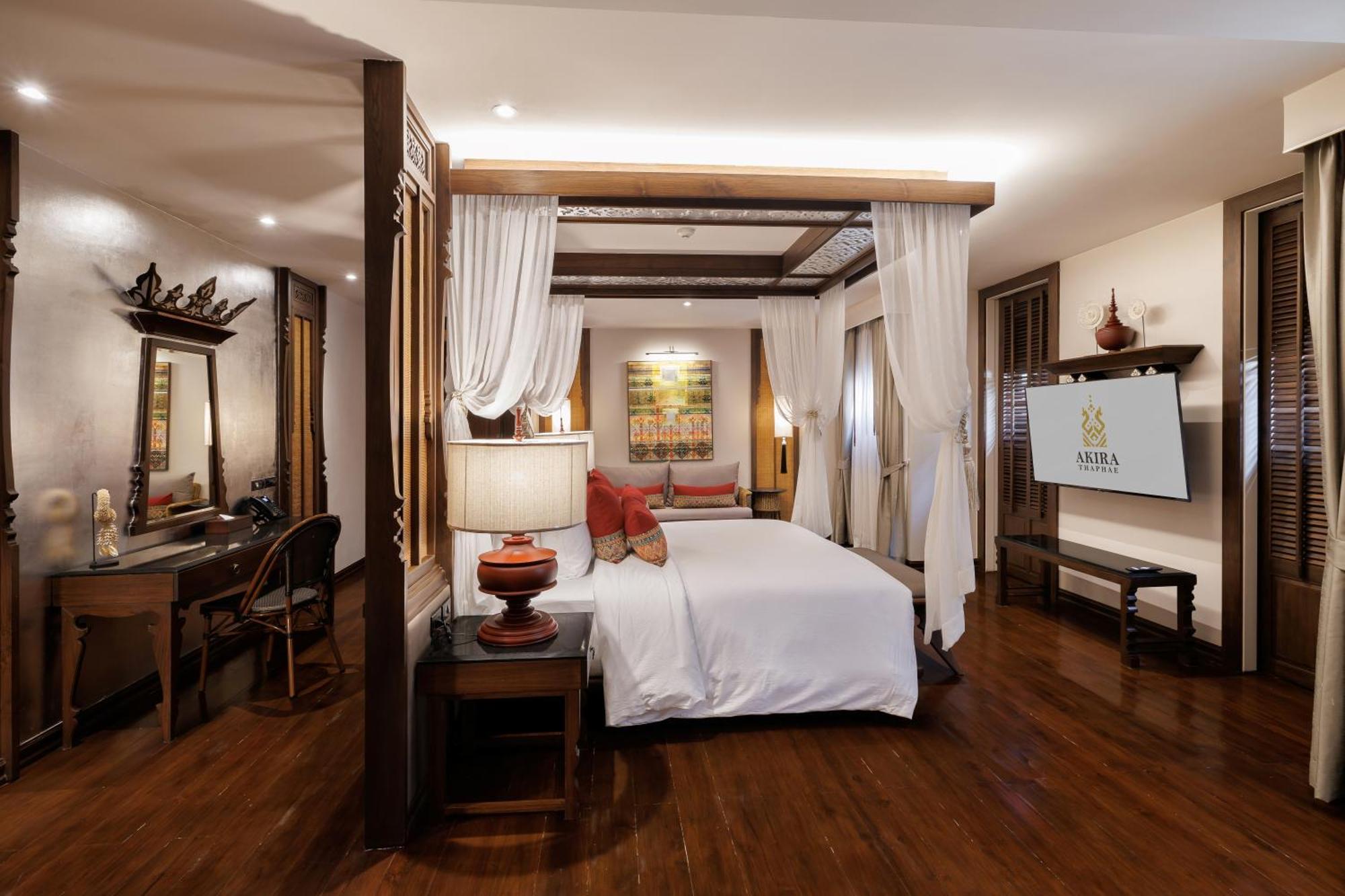 Akira Thaphae Hotel Чиангмай Экстерьер фото