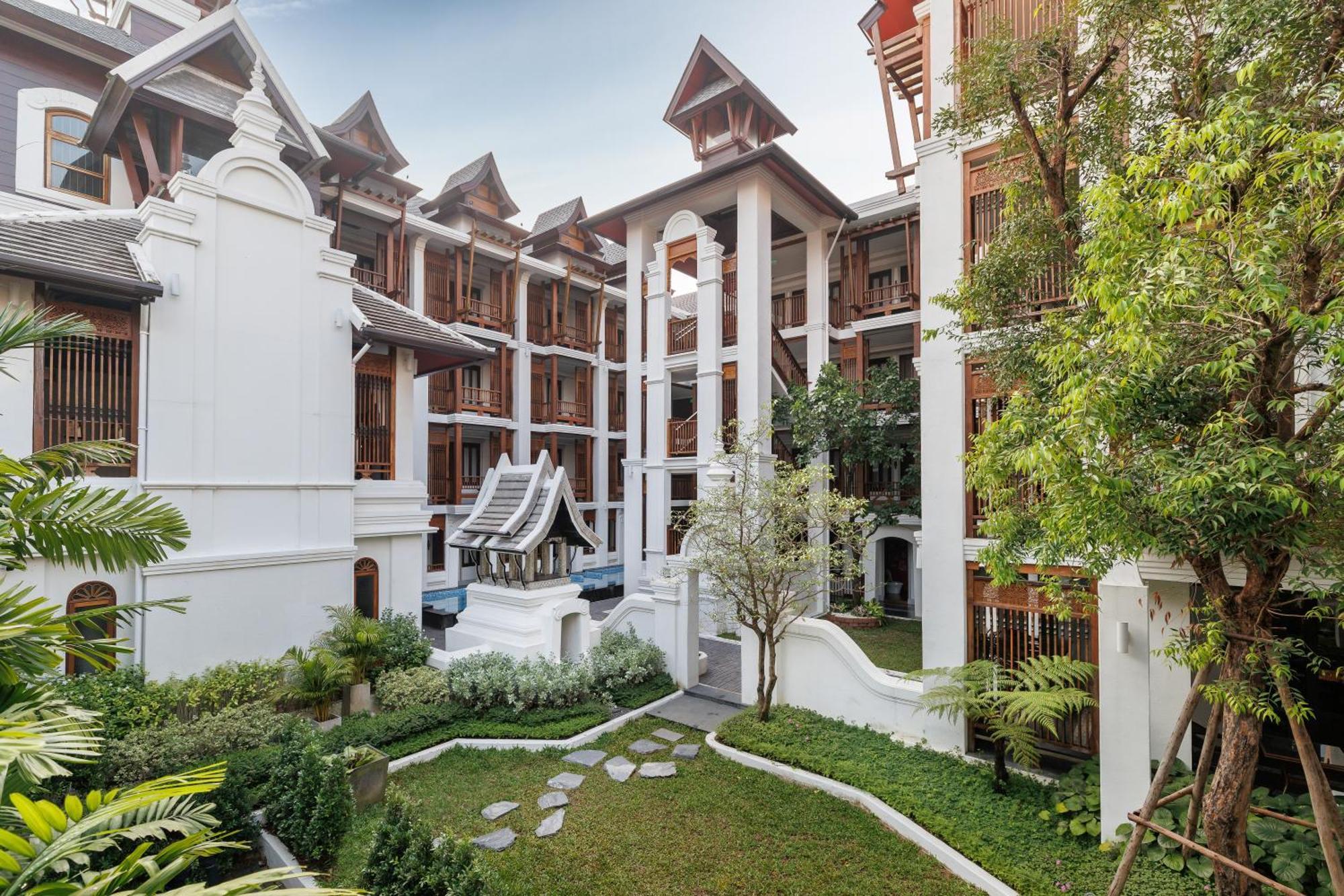 Akira Thaphae Hotel Чиангмай Экстерьер фото